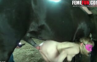Horse cumming in blonde's fucked pussy